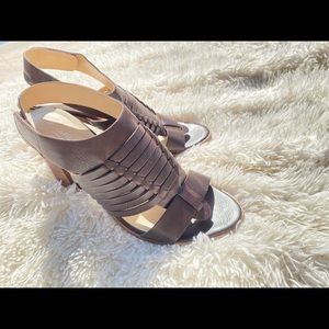 Charles David Jeeze Brown Block Heel Sandals SZ10